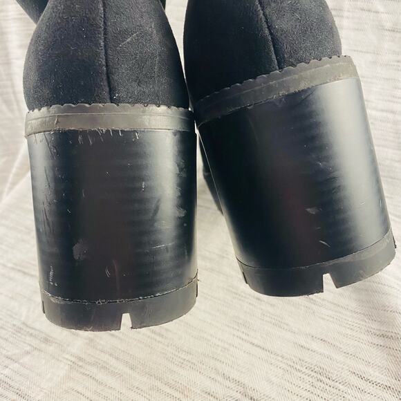 Wild Pair Margo Black Faux Suede Lug Sole Chunky Heeled Ankle Boots 10 Goth Punk - Picture 9 of 10